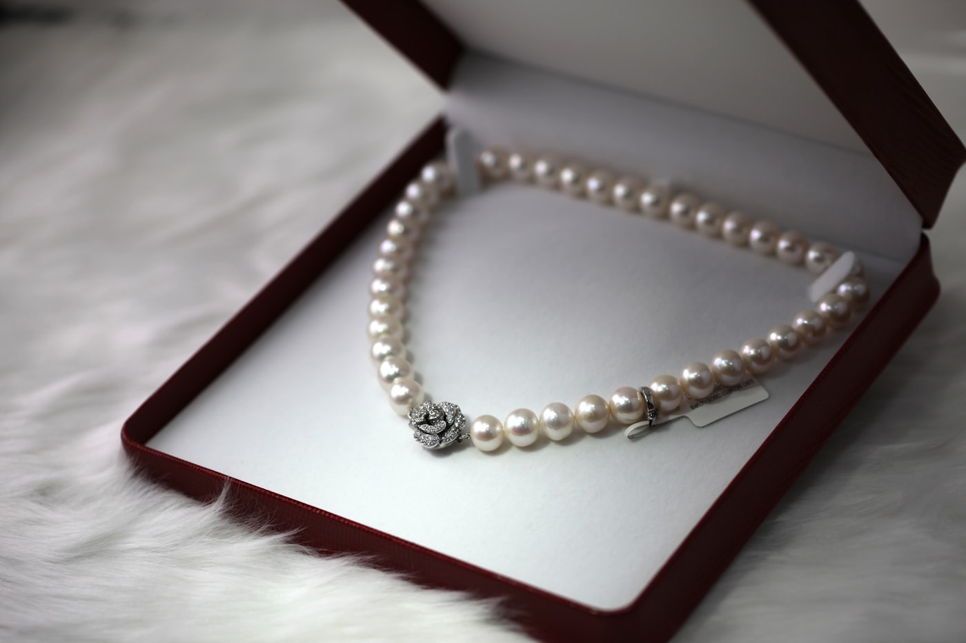 Gold jewellery
